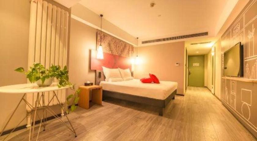Отель Ibis Shenyang North Station Экстерьер фото